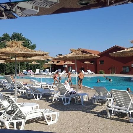 Guest Rooms Wild Duck Ezerets Экстерьер фото