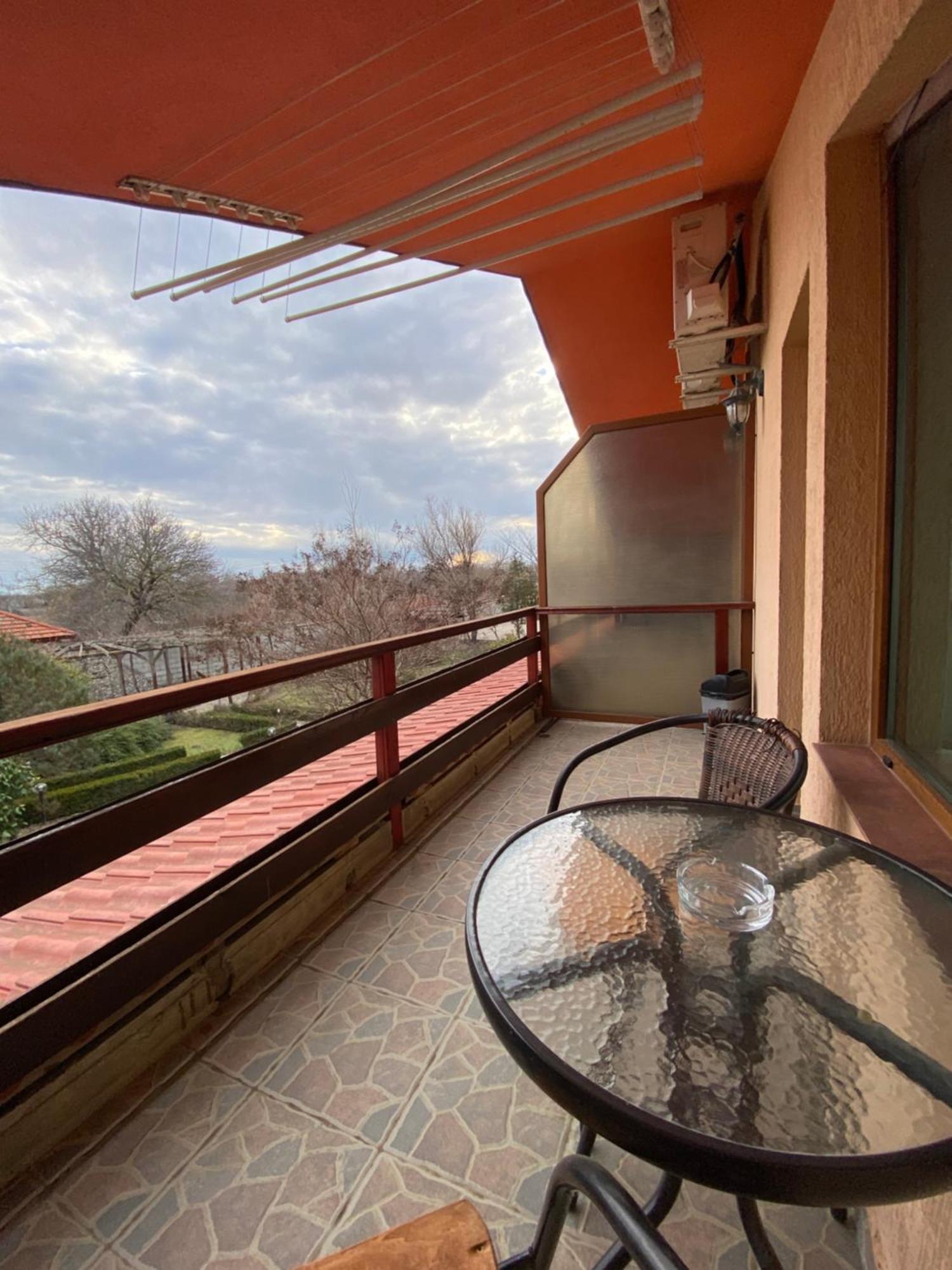 Guest Rooms Wild Duck Ezerets Экстерьер фото